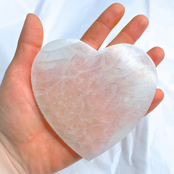 SELENITE FLAT HEART CHARGING PLATE 4" AVERAGE