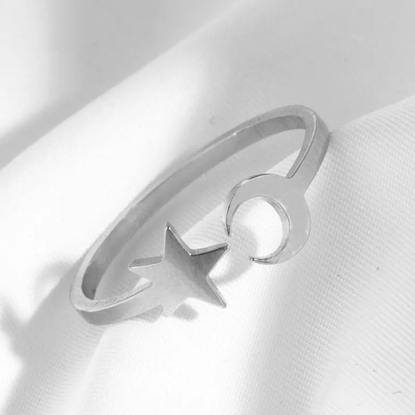 MOON & STAR OPEN ADJUSTABLE RING